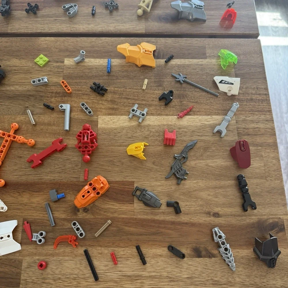 LEGO BIONICLE Hero Factory Bulk Lot of 200+ Parts Pieces 12 oz. SEE PICTURES!